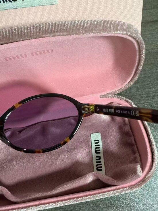 Miu Miu glasses